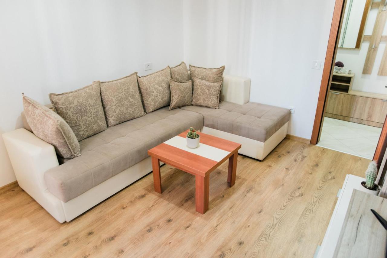 Apartments Casa Mia Ulcinj Bagian luar foto