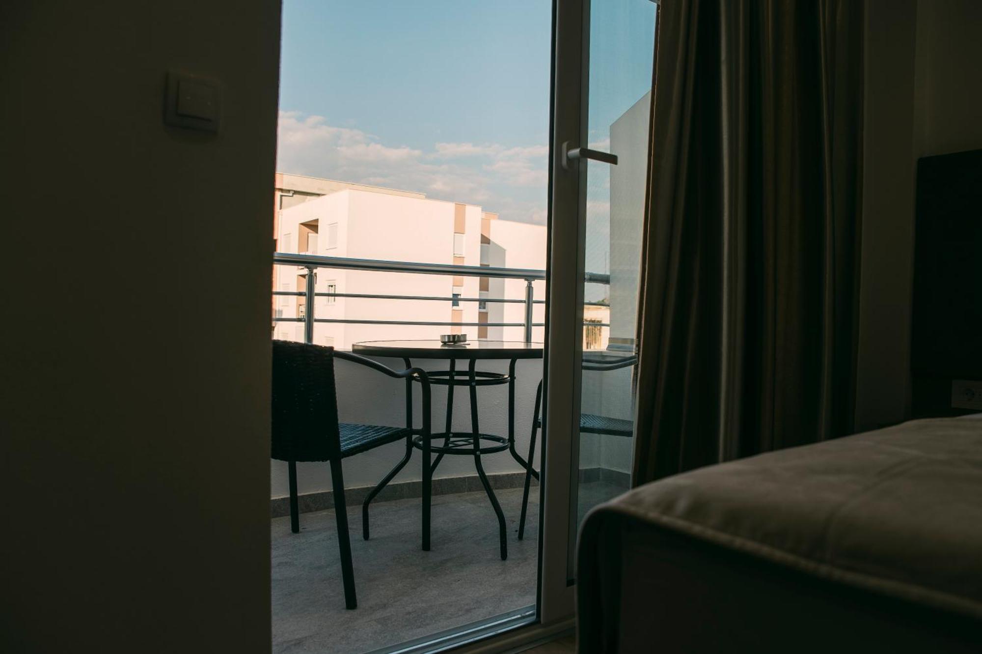 Apartments Casa Mia Ulcinj Bagian luar foto