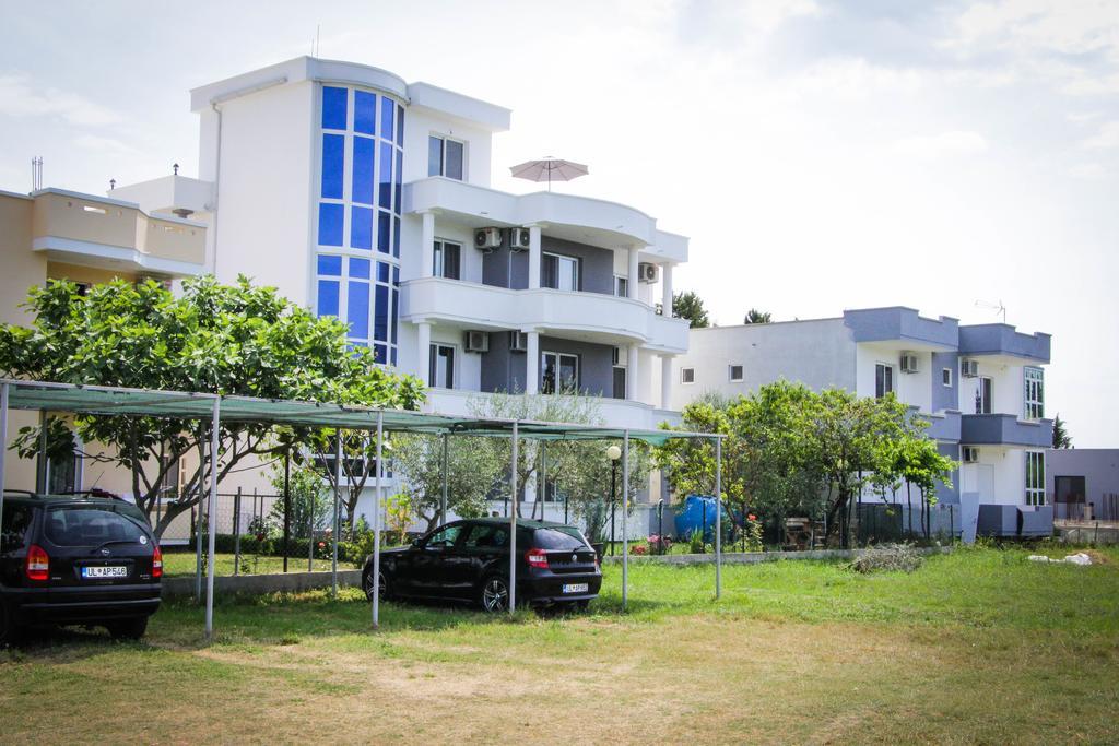 Apartments Casa Mia Ulcinj Bagian luar foto